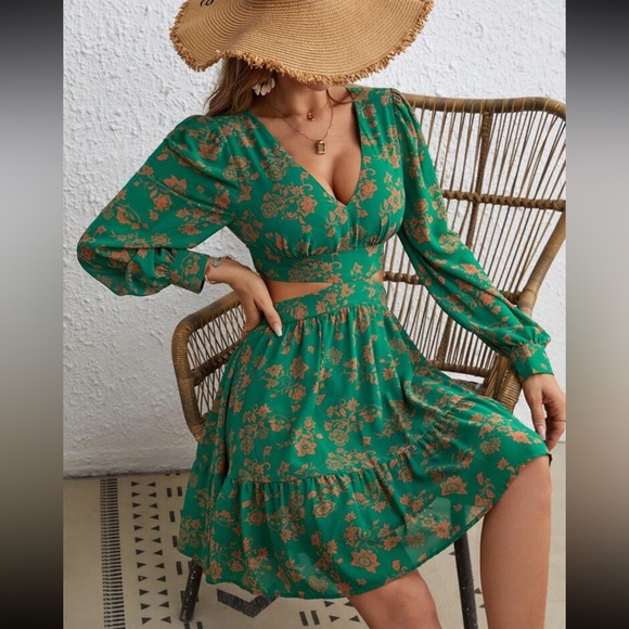 Boho floral print cutout long sleeve dress - Picture 8 of 10